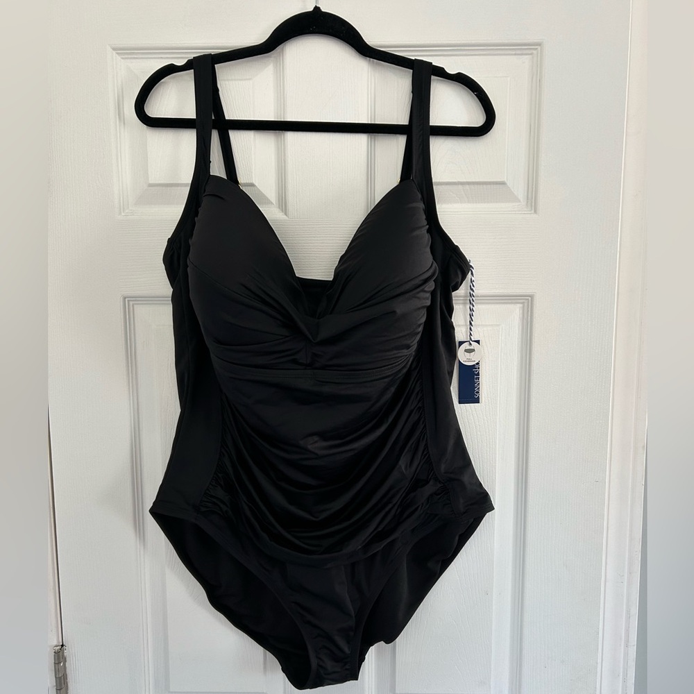 NWT Sonnet Shores plus size swimsuit